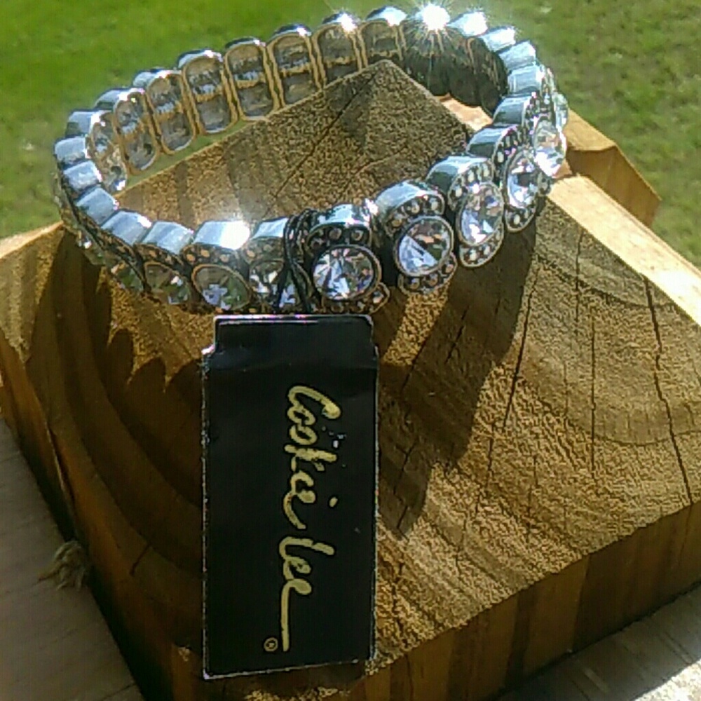 Cookie Lee Crystal bracelet